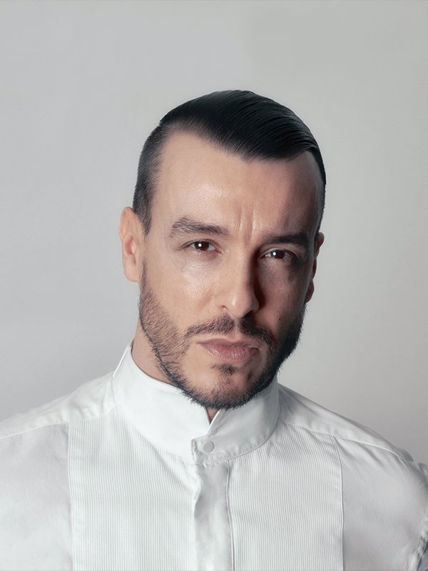 Cem Adrian Konseri